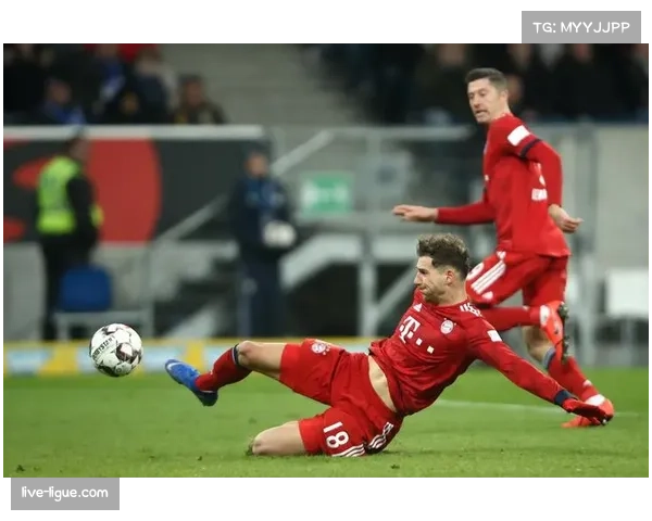 即时：霍芬海姆连入两球，客场2-1逆转柏林联